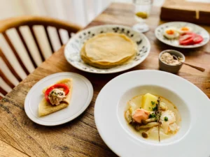 堀井和子さんのレシピでライ麦入りクレープの朝ごはん