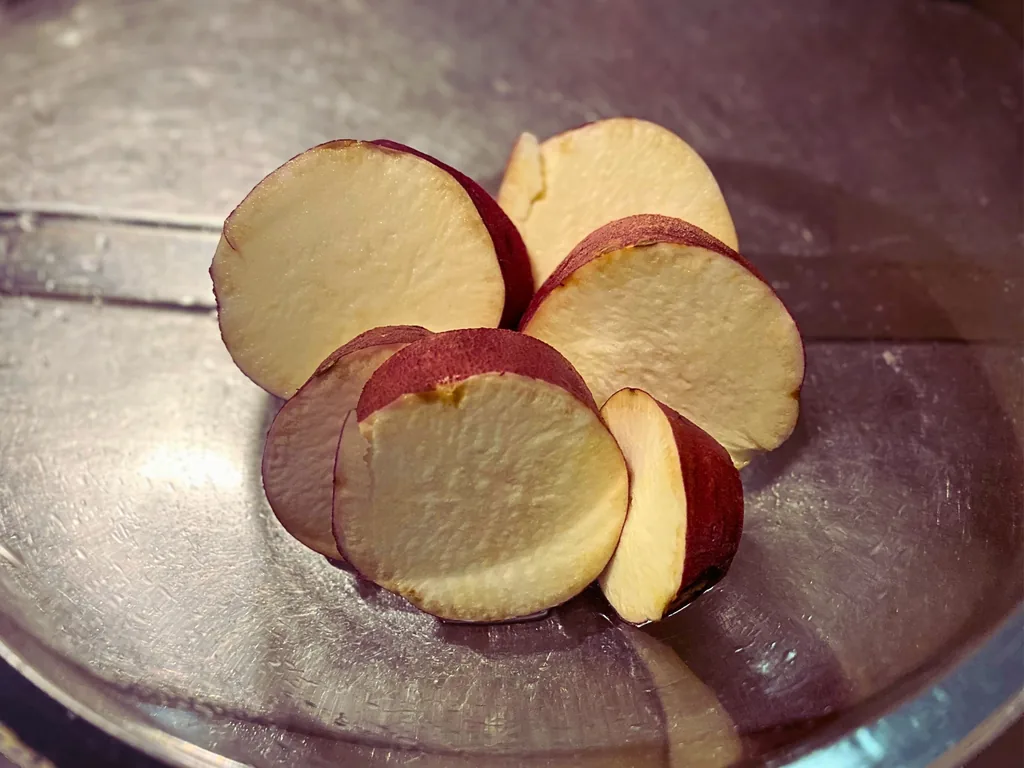 1cm幅にカットしたさつまいも 今回は大きかったので1/2本を使いました