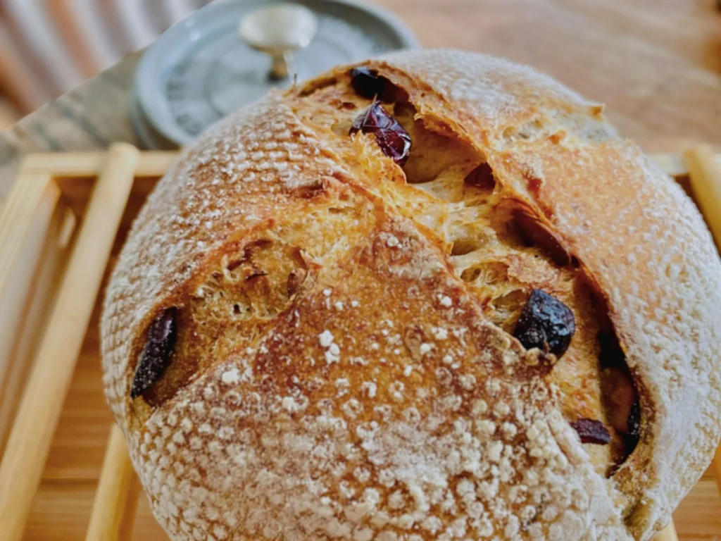 ストウブ16cmで焼いた小さなカンパーニュ