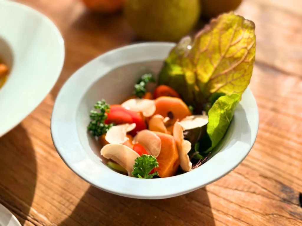 柿とマッシュルームのサラダ